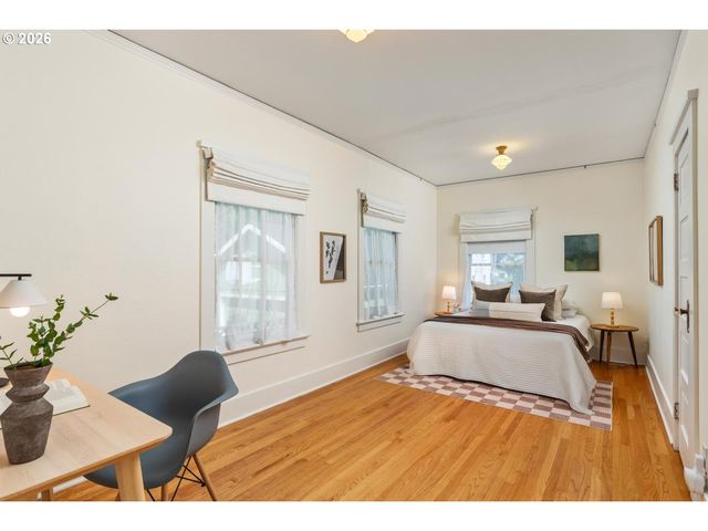 2958 Ne 64TH Ave, Portland, OR 97213