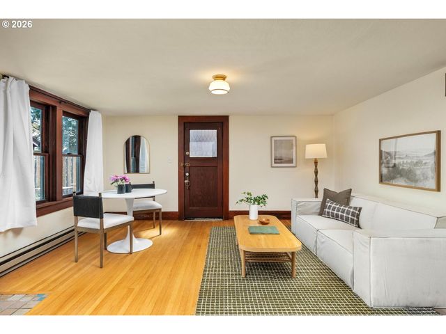 2958 Ne 64TH Ave, Portland, OR 97213