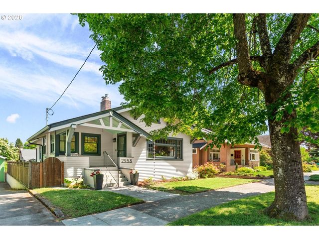 2958 Ne 64TH Ave, Portland, OR 97213