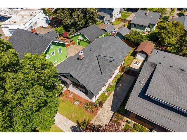 2958 Ne 64TH Ave, Portland, OR 97213