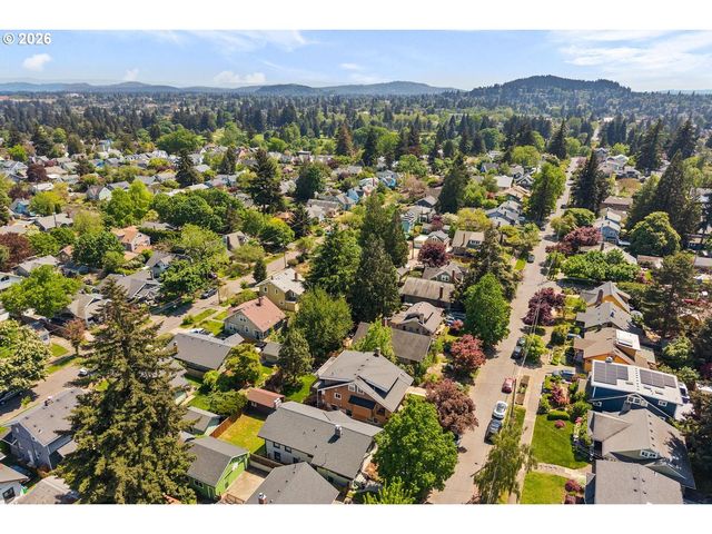 2958 Ne 64TH Ave, Portland, OR 97213