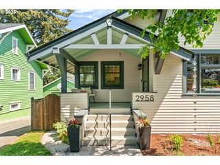 2958 Ne 64TH Ave, Portland, OR 97213
