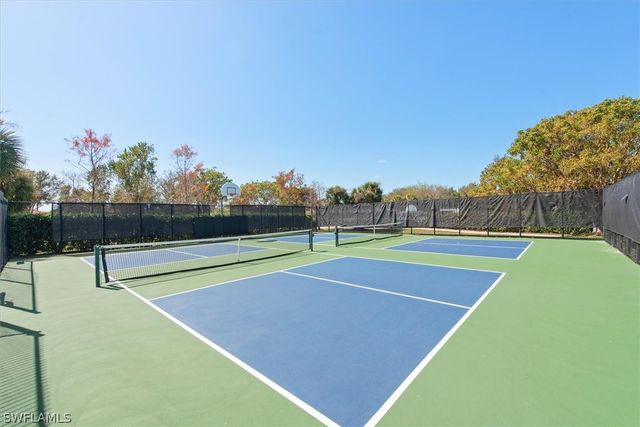 19496 La Serena DR, Estero, FL 33967