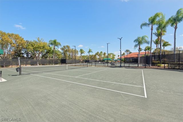 19496 La Serena DR, Estero, FL 33967