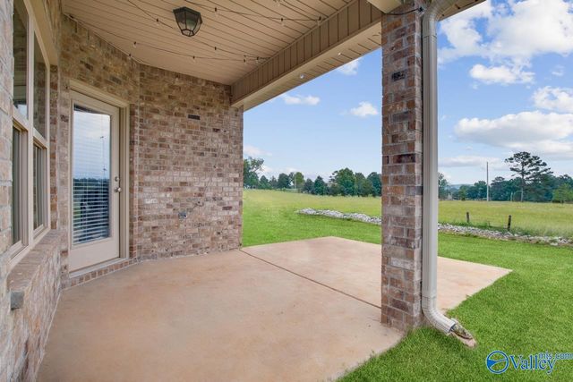 9119 Monteagle Boulevard, Owens Cross Roads, AL 35763