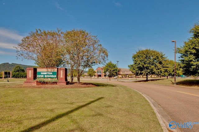 9119 Monteagle Boulevard, Owens Cross Roads, AL 35763