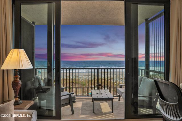 601 1ST Street S 3C, Jacksonville Beach, FL 32250