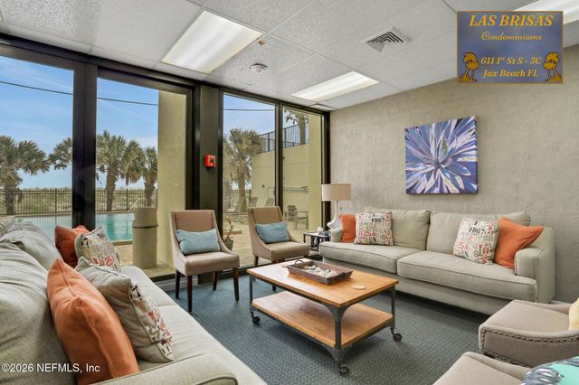 601 1ST Street S 3C, Jacksonville Beach, FL 32250
