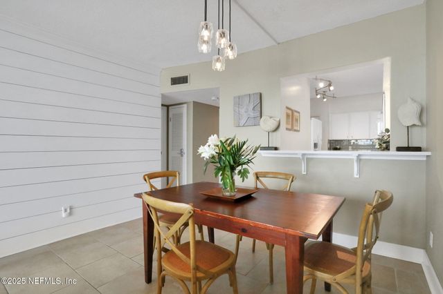 601 1ST Street S 3C, Jacksonville Beach, FL 32250