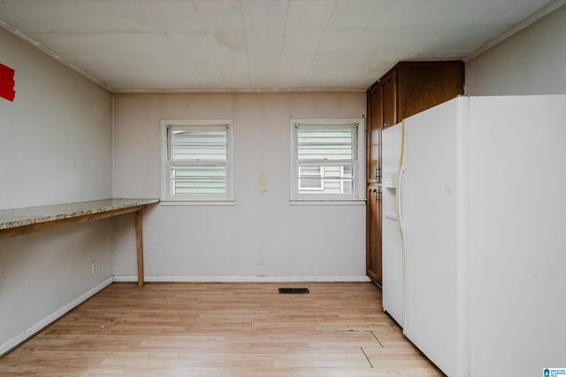 2017 29TH AVENUE, Bessemer, AL 35023