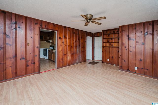 2017 29TH AVENUE, Bessemer, AL 35023