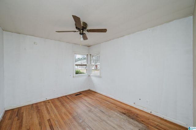 2017 29TH AVENUE, Bessemer, AL 35023