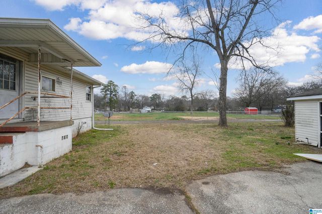 2017 29TH AVENUE, Bessemer, AL 35023