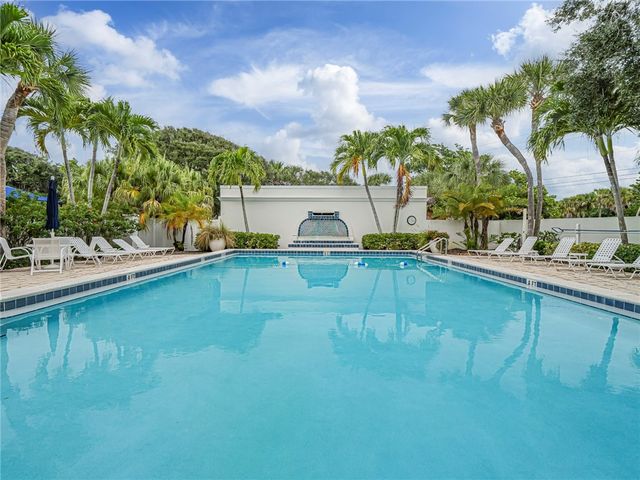 8382 Satin Leaf Court 8382, Vero Beach, FL 32963