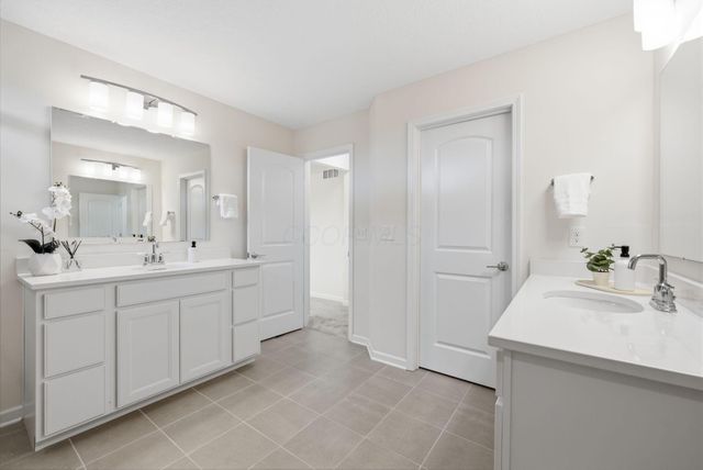 318 Solar Wind Road, Delaware, OH 43015