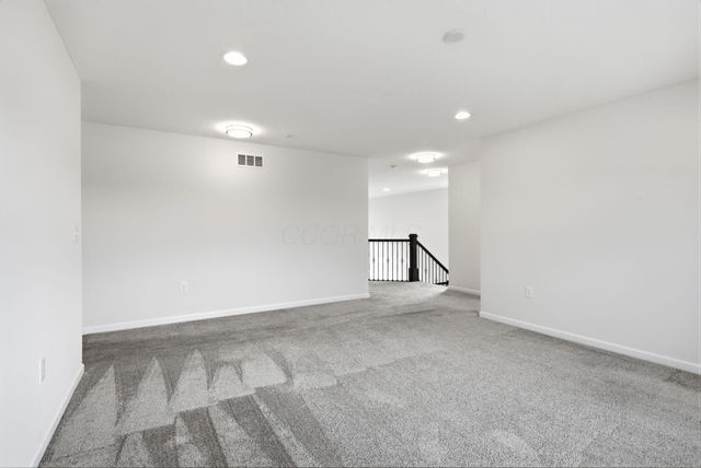 318 Solar Wind Road, Delaware, OH 43015