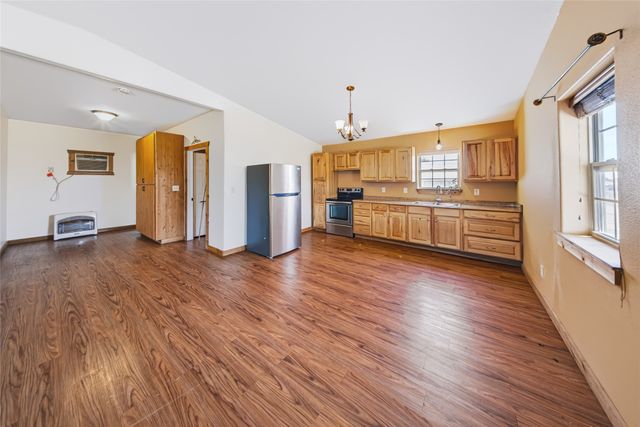 560 Green Acres Road, Weatherford, TX 76088