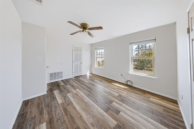 560 Green Acres Road, Weatherford, TX 76088