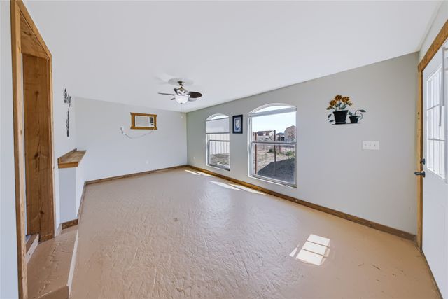 560 Green Acres Road, Weatherford, TX 76088