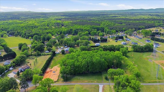250 Wedgewood Road, Inman, SC 29349
