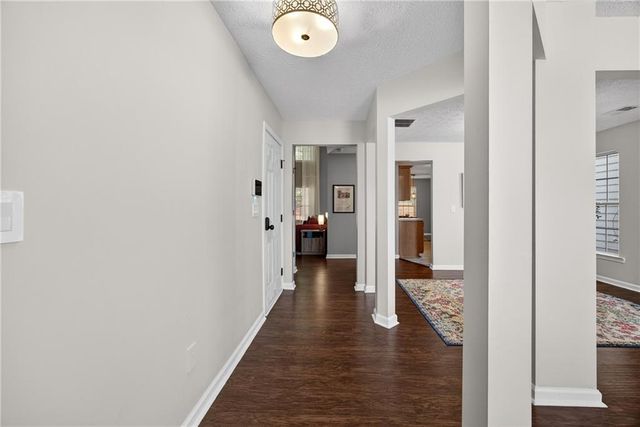 9899 Vista Circle, Union City, GA 30291