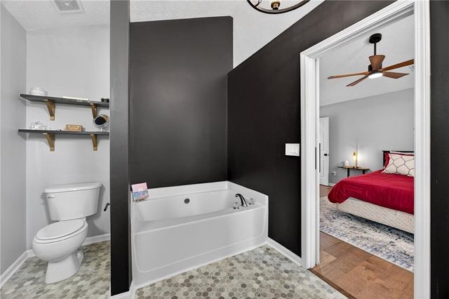 9899 Vista Circle, Union City, GA 30291