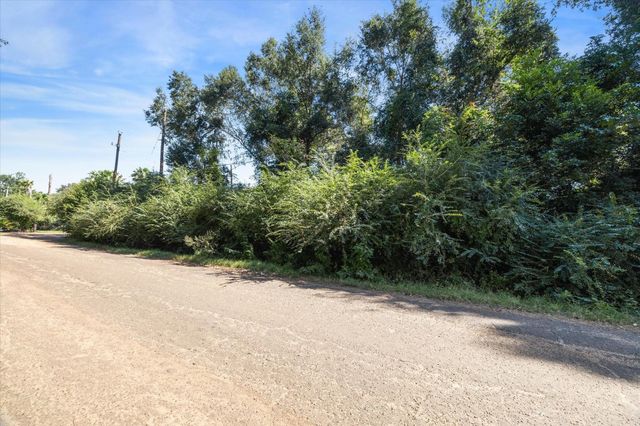 0 Hampton Wood Drive, Tomball, TX 77377