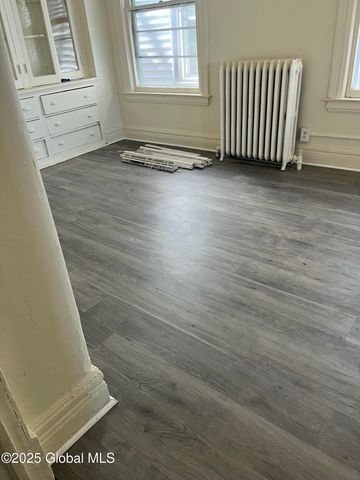 41-43 N Manning Boulevard, Albany, NY 12206