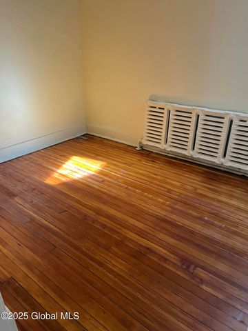 41-43 N Manning Boulevard, Albany, NY 12206