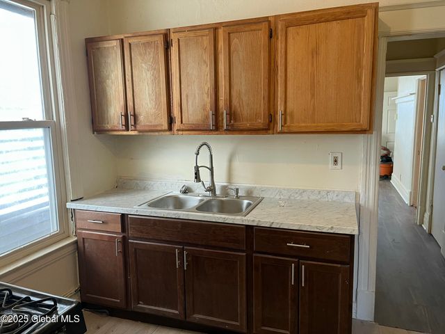 41-43 N Manning Boulevard, Albany, NY 12206