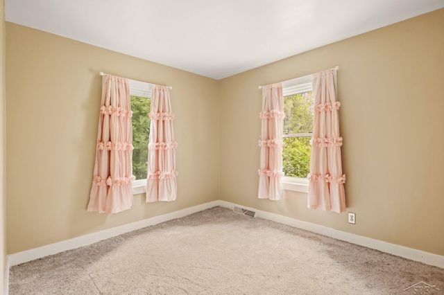 9100 Frost Road, Saginaw, MI 48609