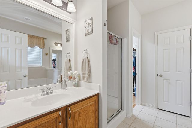 2508 Tumbling River DR, Leander, TX 78641