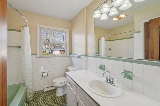 1957 Coronada Drive, Ann Arbor, MI 48103