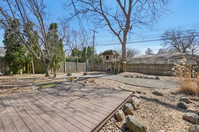 1957 Coronada Drive, Ann Arbor, MI 48103