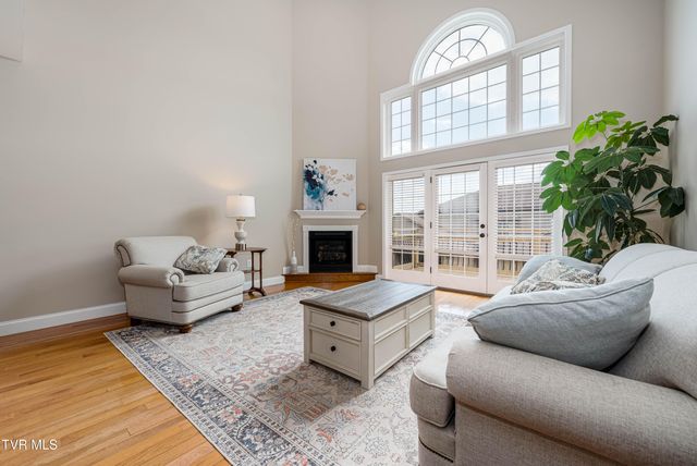 575 Boring Chapel Road Apt 25, Johnson City, TN 37615