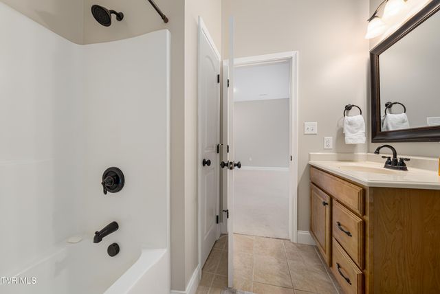 575 Boring Chapel Road Apt 25, Johnson City, TN 37615