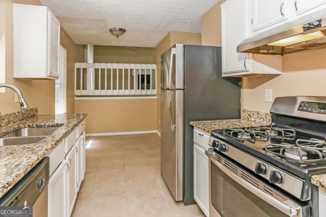 2089 Glenwood Downs Drive, Decatur, GA 30035