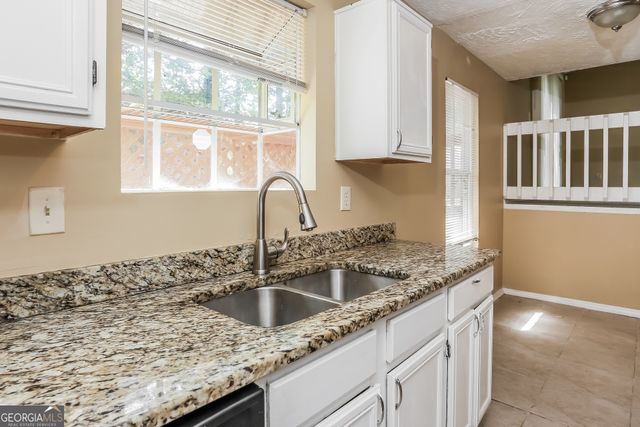 2089 Glenwood Downs Drive, Decatur, GA 30035