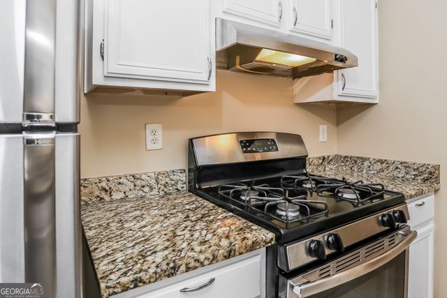 2089 Glenwood Downs Drive, Decatur, GA 30035