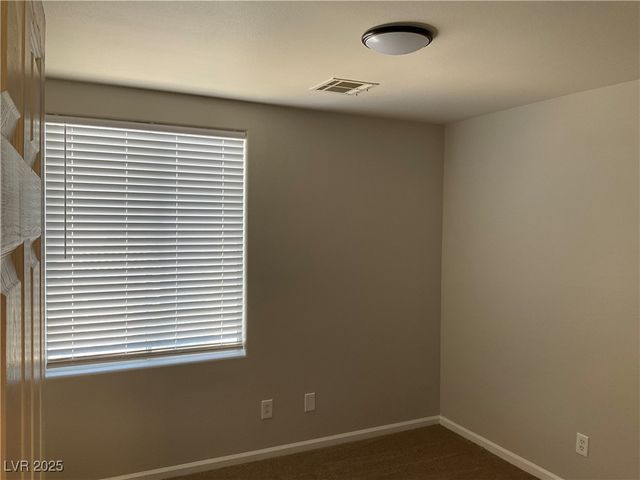 5851 West Santoli Avenue, Las Vegas, NV 89139