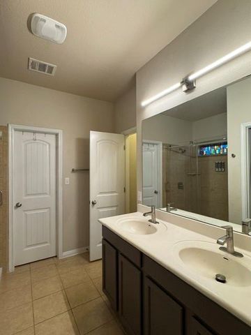 193 Camden CV, Buda, TX 78610