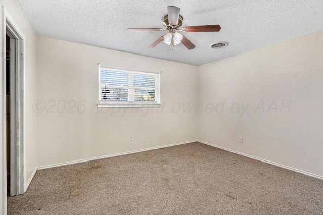 1518 Ruskin Circle Drive, Dimmitt, TX 79027