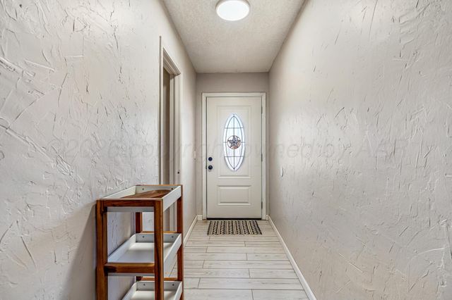 1518 Ruskin Circle Drive, Dimmitt, TX 79027