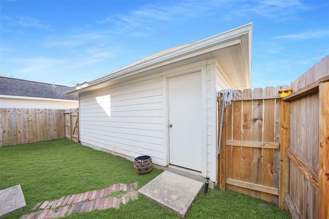 6423 Austinville Drive, Katy, TX 77449