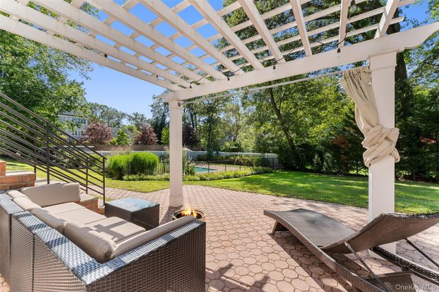 236 Robert Drive, New Rochelle, NY 10804