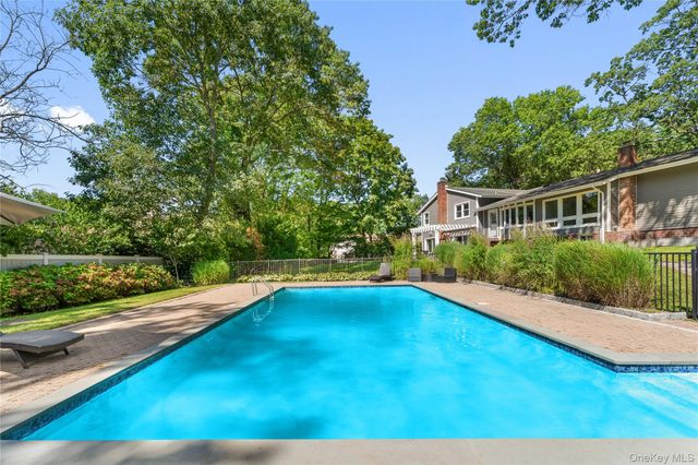 236 Robert Drive, New Rochelle, NY 10804