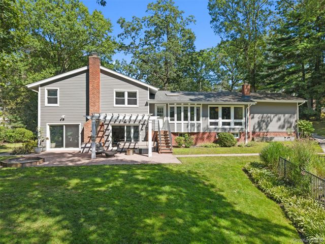 236 Robert Drive, New Rochelle, NY 10804