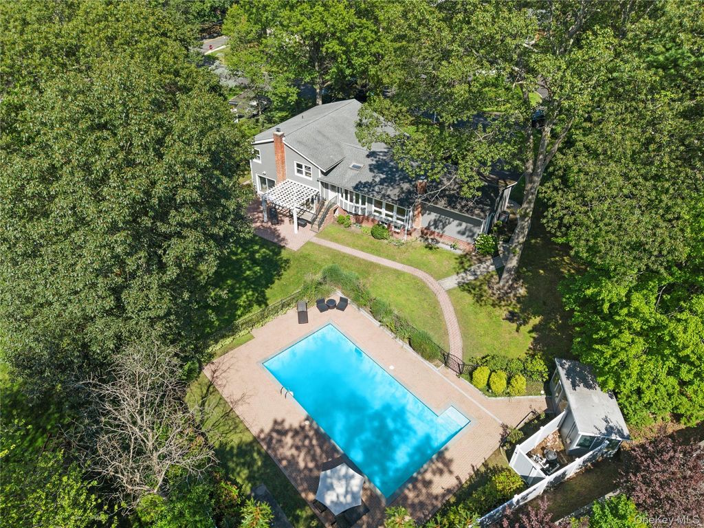 236 Robert Drive, New Rochelle, NY 10804