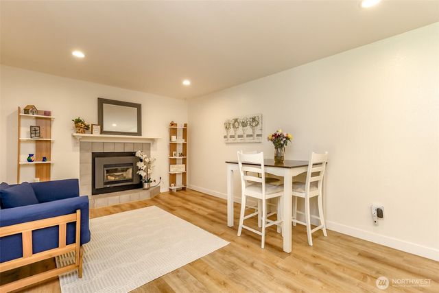11706 16th Avenue NW, Gig Harbor, WA 98332