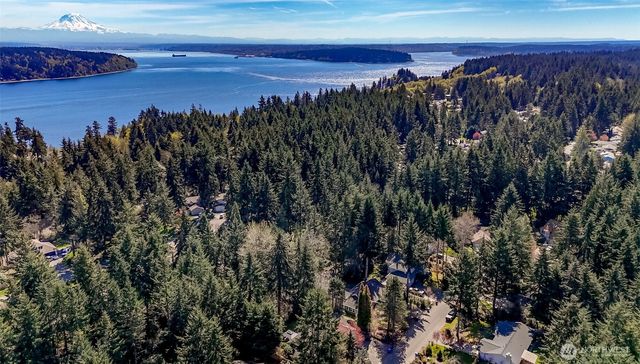 11706 16th Avenue NW, Gig Harbor, WA 98332